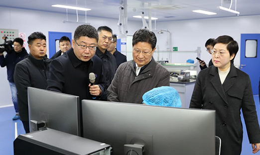 青岛市政协党组书记、主席孟庆斌带队到易彩堂集团调研